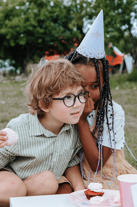 les gamins lillois, créateur d'évènements pour enfants dans toute la région de Lille, les hauts de France, le nord (59), la pas de calais (62) et la Belgique. Pour tous vos évènements privés, mariages, baptêmes, anniversaires, fêtes à thème, animations commerciales, fêtes d’entreprises (arbre de noël, family day) mais également sur des événements organisés par des associations et collectivités, des professionnels et des particuliers