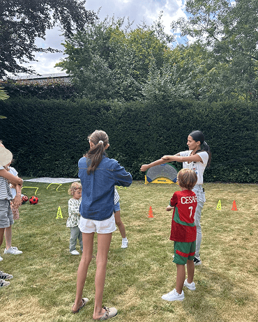 Agence évènementielle pour enfants les gamins lillois, créateur d'évènements pour enfants dans toute la région de Lille, les hauts de France, le nord (59), la pas de calais (62) et la Belgique. Pour tous vos évènements privés, mariages, baptêmes, anniversaires, fêtes à thème, animations commerciales, fêtes d’entreprises (arbre de noël, family day) mais également sur des événements organisés par des associations et collectivités, des professionnels et des particuliers